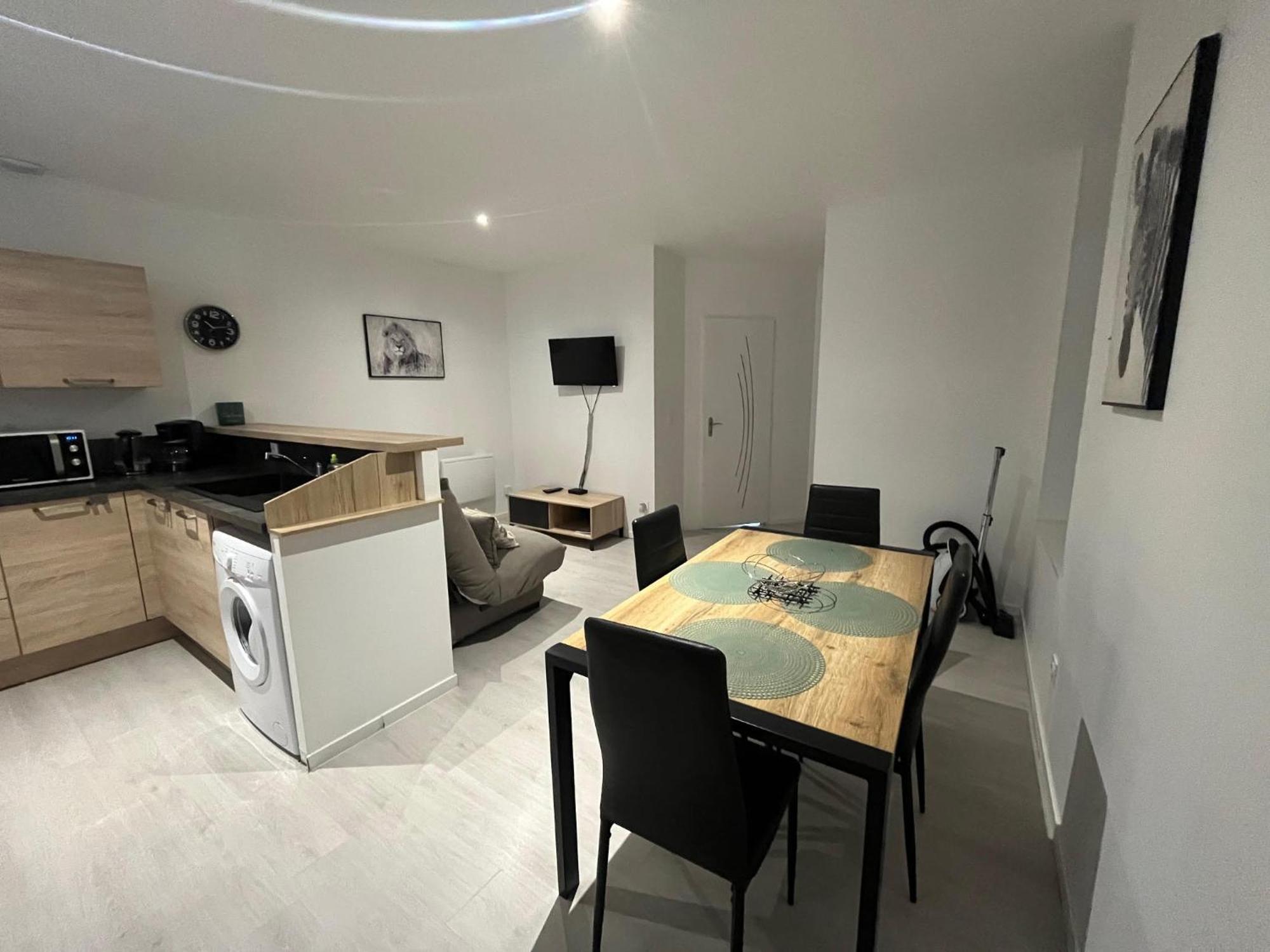 Apartmán Lourdes : Superbe T2 42M2 Exteriér fotografie